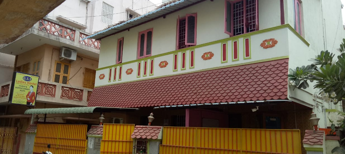 Students Hostel in Arumbakkam